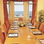 White Sands Hotel 3*