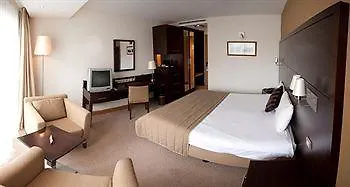 White Sands Hotel