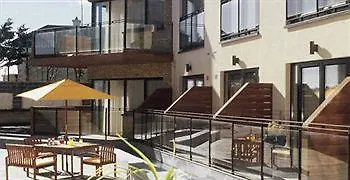 White Sands Hotel