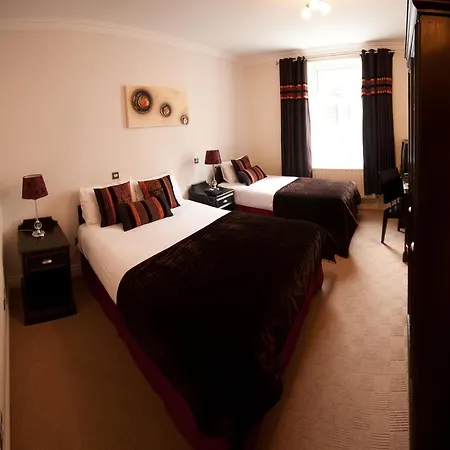 White Sands Hotel