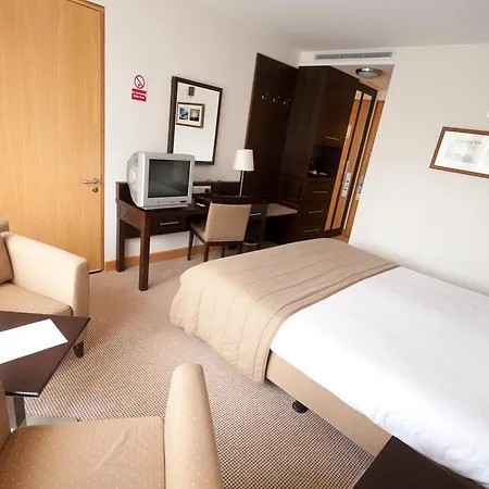 White Sands Hotel 3*