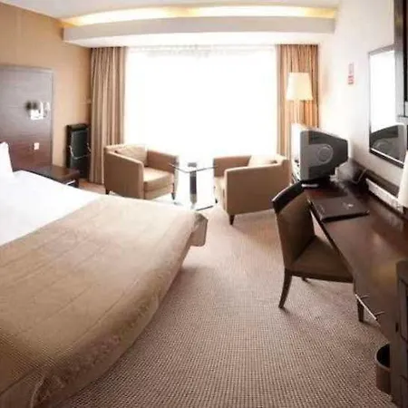 White Sands Hotel 3*