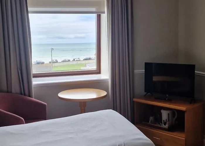 White Sands 3*
