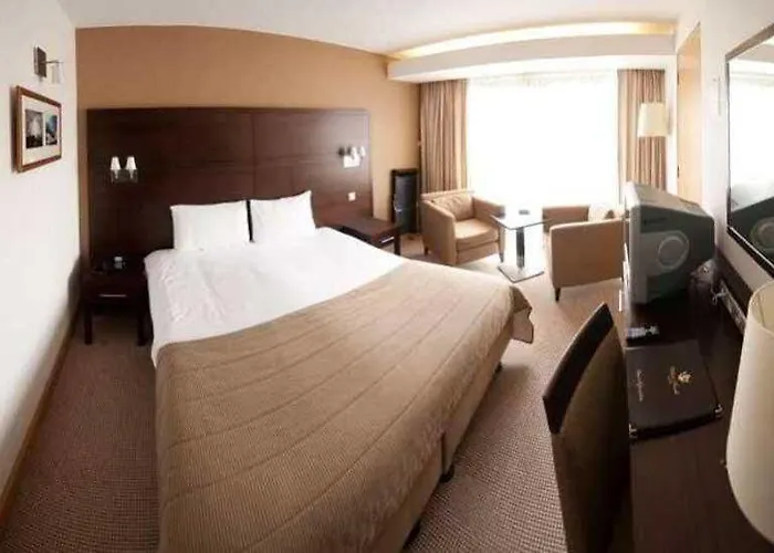 Hotel White Sands 3*